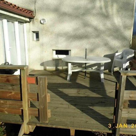 Joli Petit T4 Confortable Au Bord De Leau Vieille-Brioude Buitenkant foto